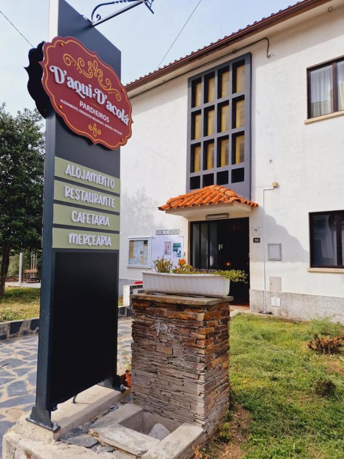 D'aqui E D'acola -